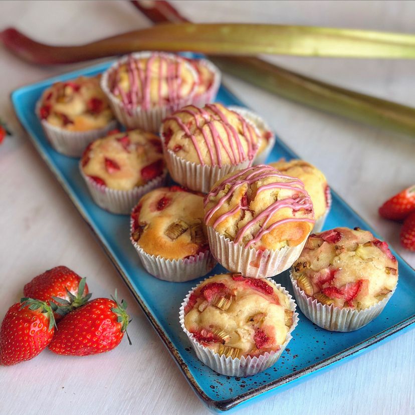Erdbeer-Rhabarber-Muffins