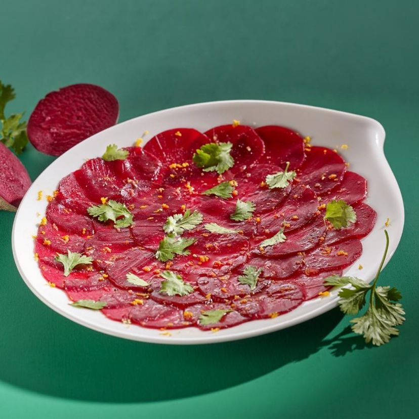 Carpaccio von Roter Beete mit Honig-Citrus-Vinaigrette