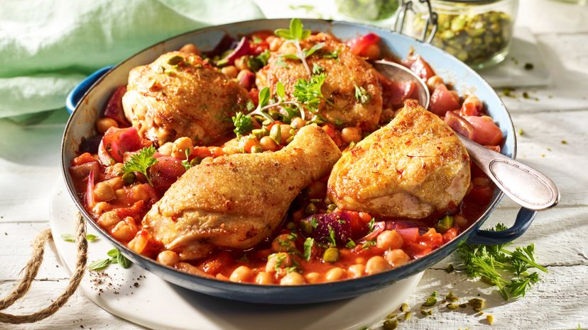 Ofenhähnchen mit Kichererbsen und Pistazien