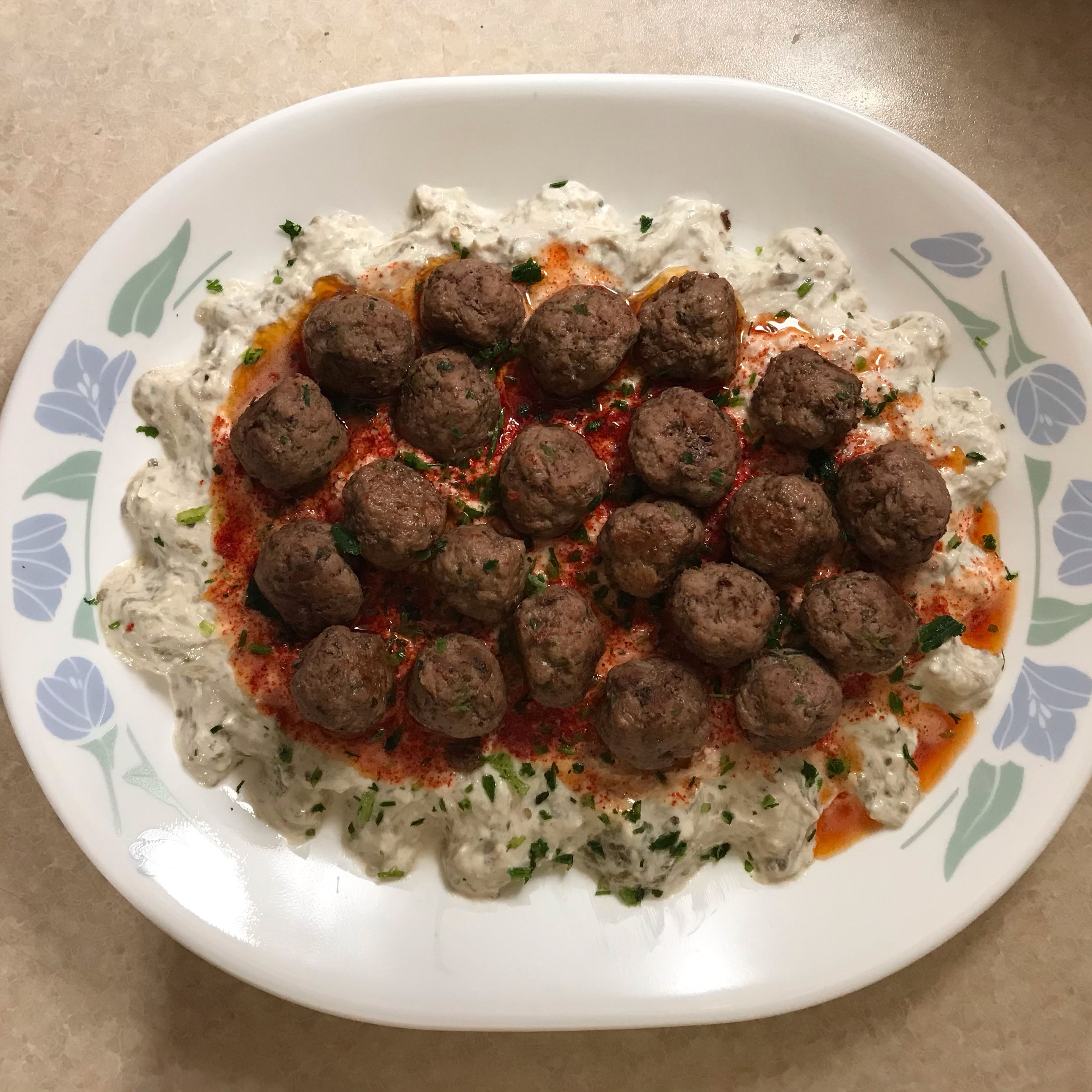 Alinazik (Turkish meat and eggplant)