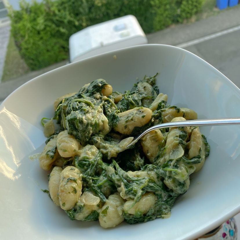 Gnocchis mit Spinat und Mozzarella